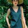 Women's Green Linen V Neck Sleeveless Tank Top