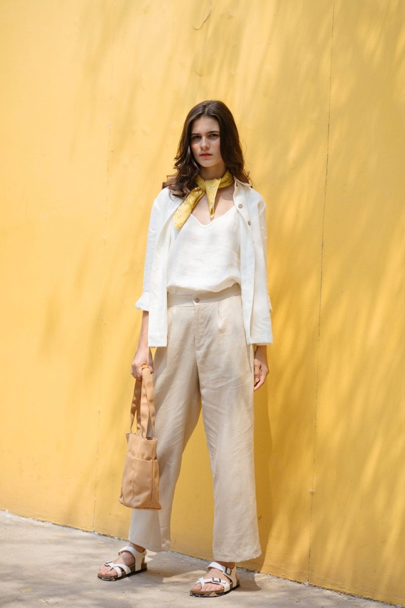 Apricot Linen Buttoned Trousers - Image 2