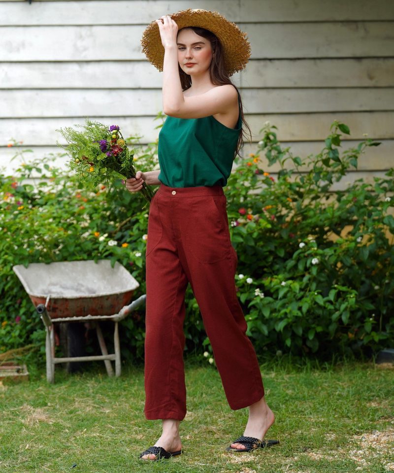 Red Slim Cropped Pants